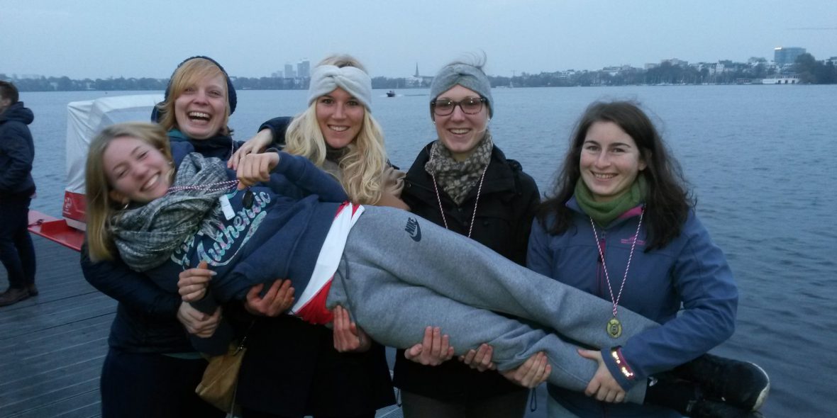 Frauen-Vierer schlägt beim Faricup zu